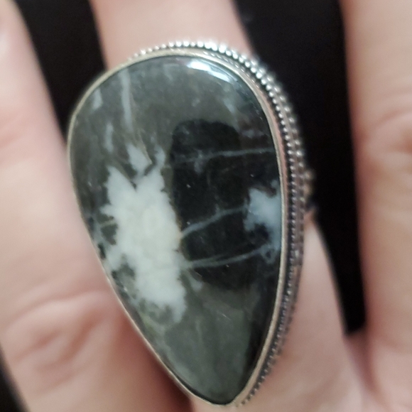 New Oversized Zebra Jasper 925 Silver Ring. - Picture 10 of 15